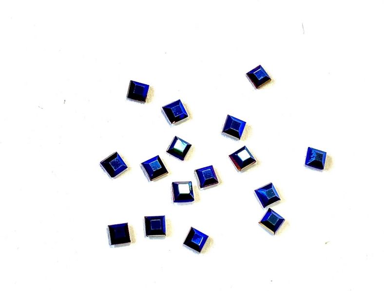 Квадрат 2мм темно-синий